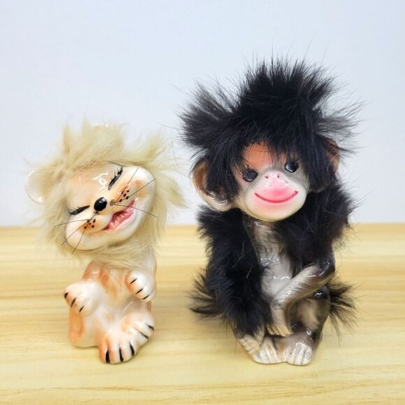 Vintage Bradley Exclusives Japan Anthropomorphic Monkey & Lion Furry Figurines - Picture 12 of 12
